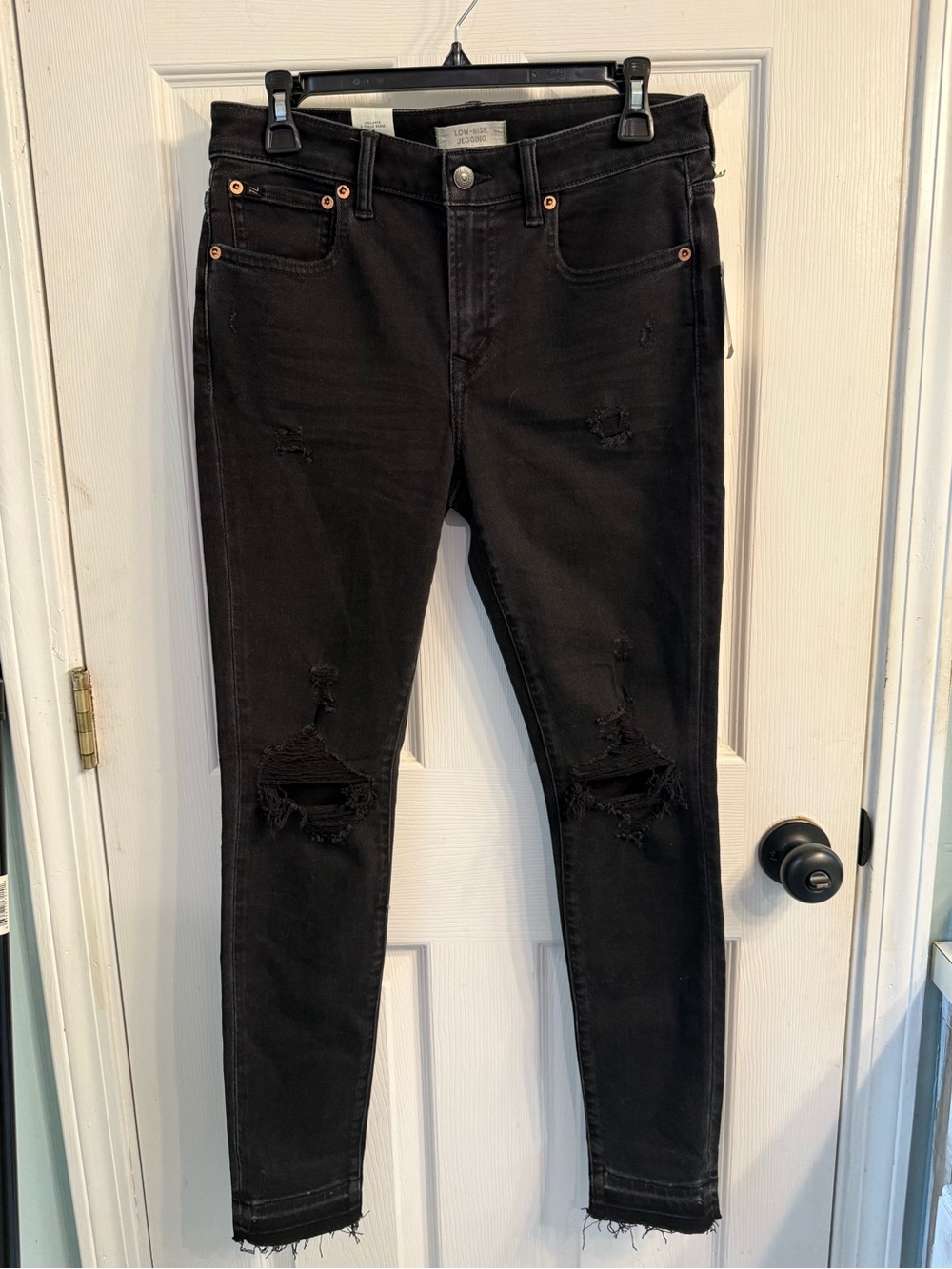 Black Distressed Women's Jeans
